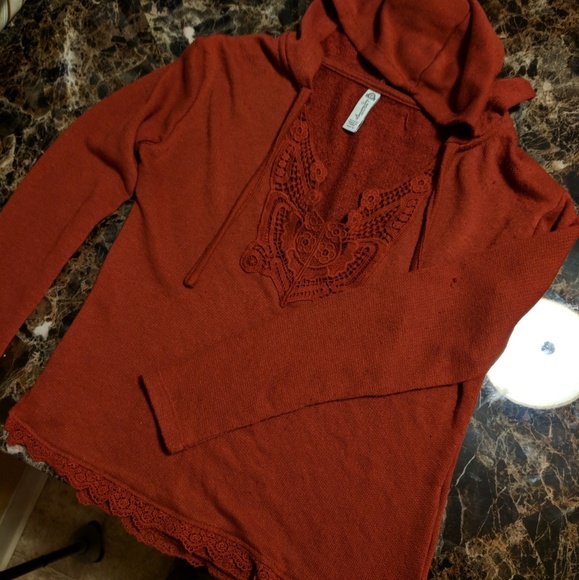 American Rag Burnt Orange Sweater - Picture 2 of 5